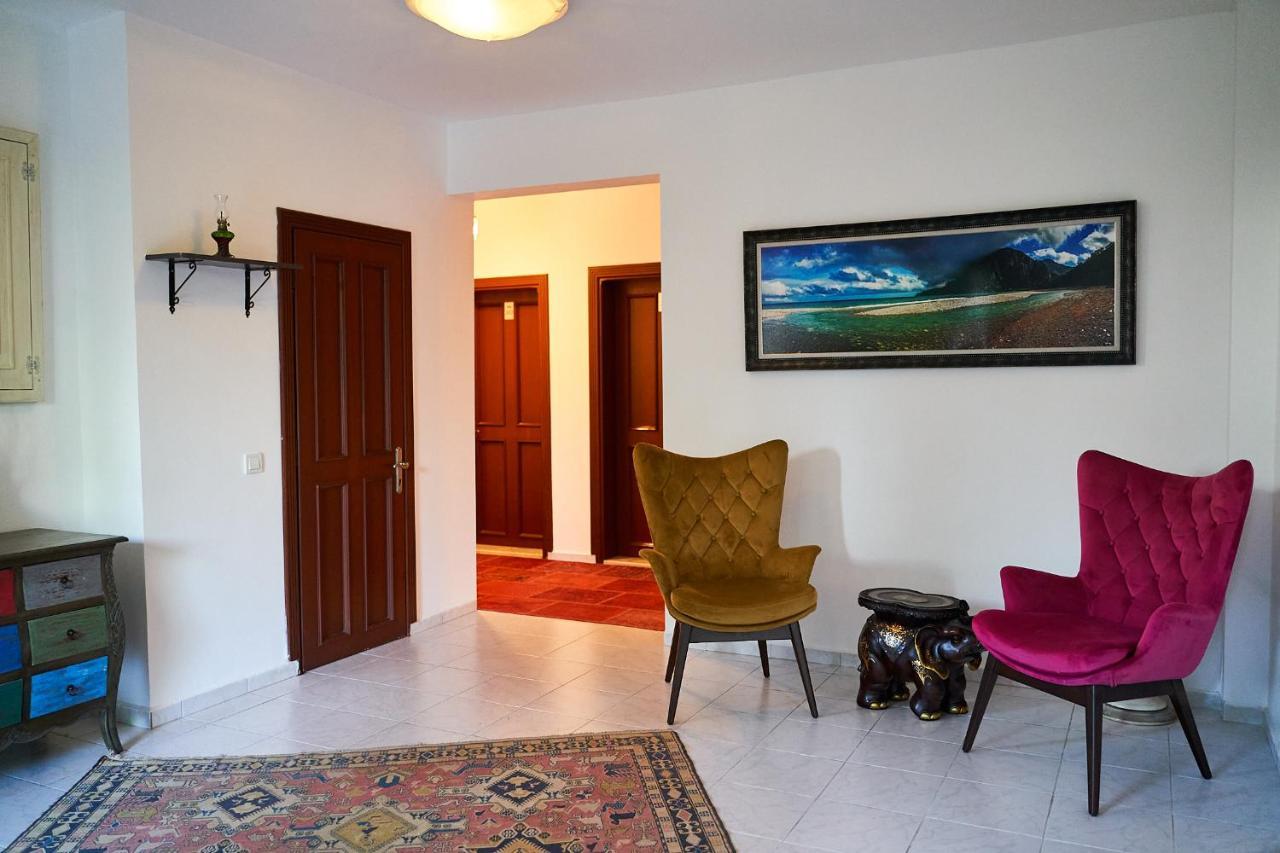 Aida Hotel Чирали Экстерьер фото