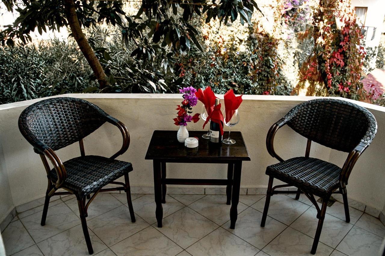 Aida Hotel Чирали Экстерьер фото