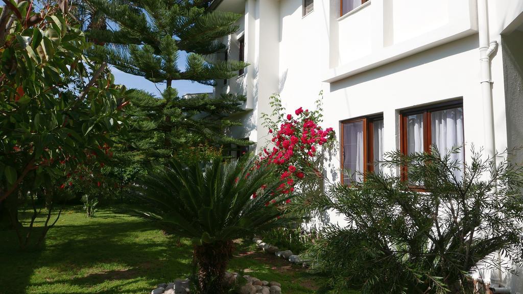 Aida Hotel Чирали Экстерьер фото