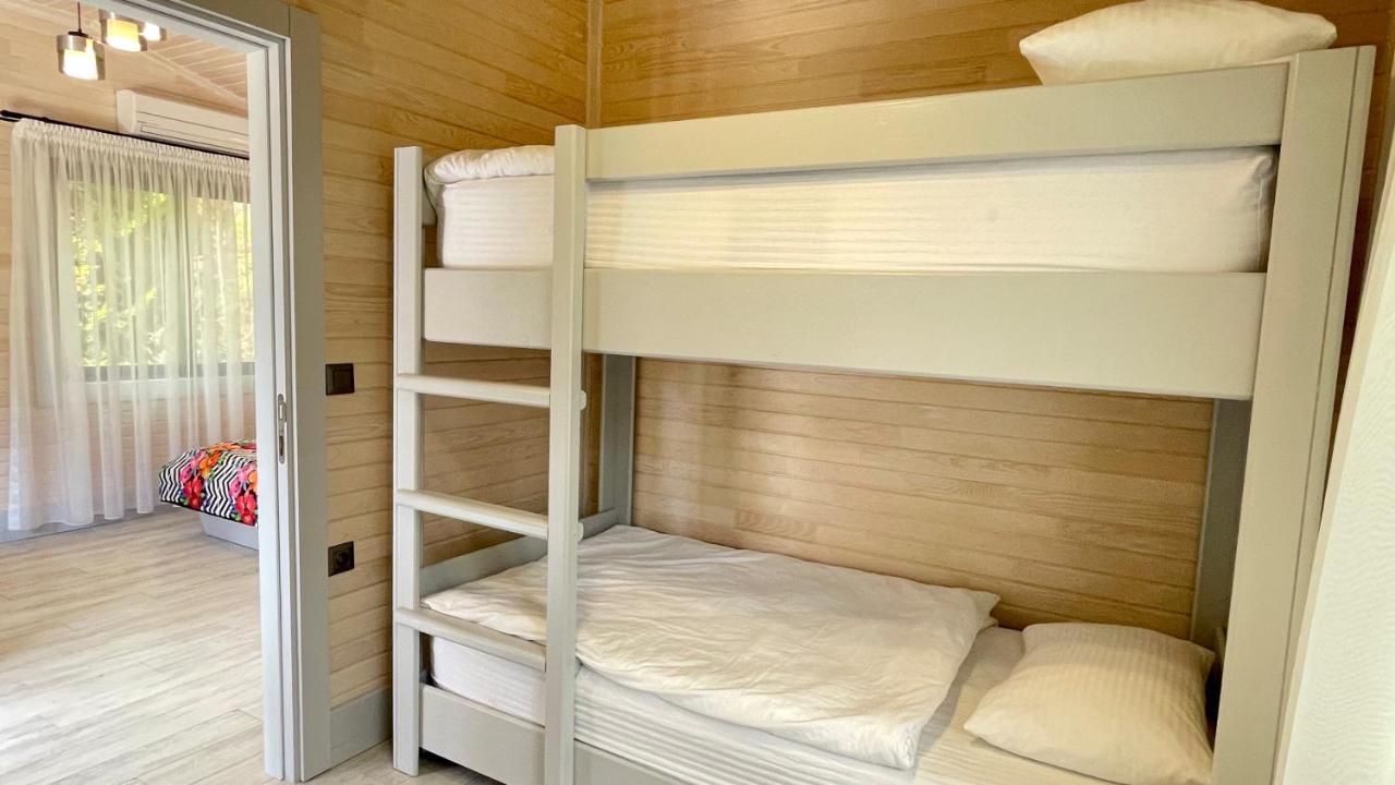 Aida Hotel Чирали Экстерьер фото