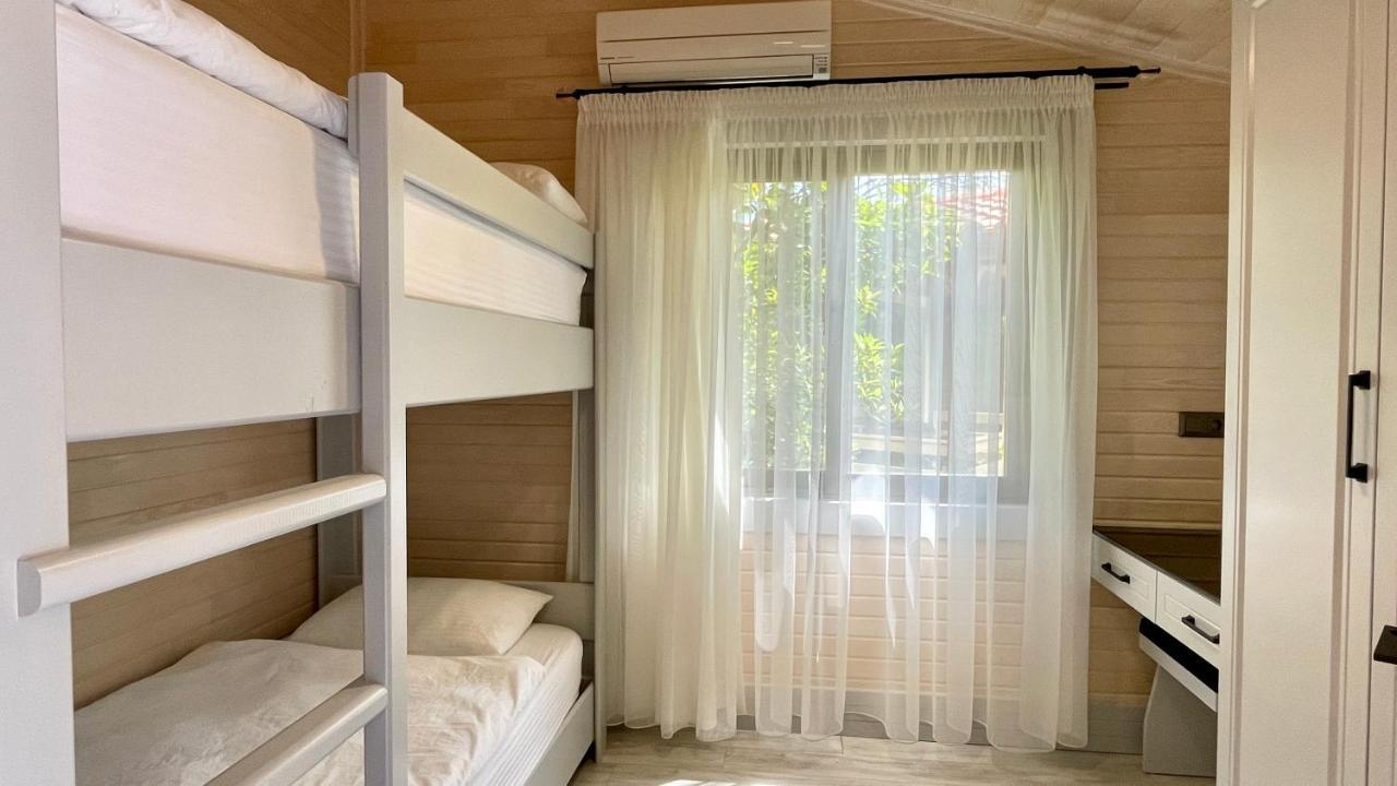 Aida Hotel Чирали Экстерьер фото