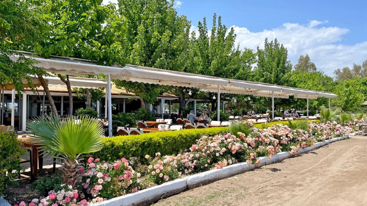 Aida Hotel Чирали Экстерьер фото